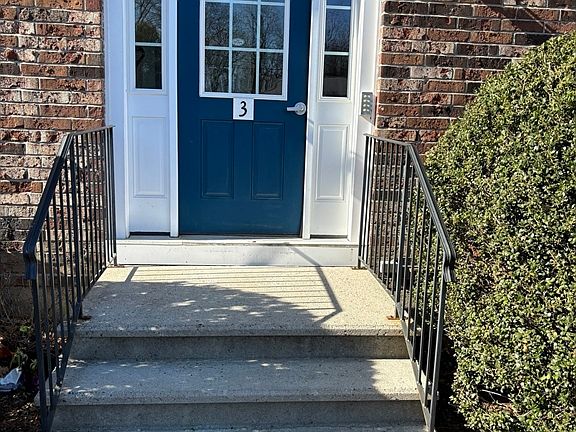 2nd image of 3 Myles Standish Dr Unit 7