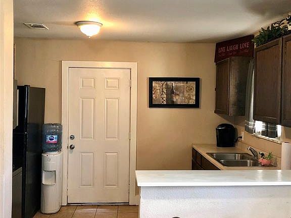 4th image of 2716 Gordon Ave
