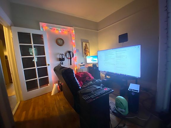 3rd image of 564 46th St Floor 2