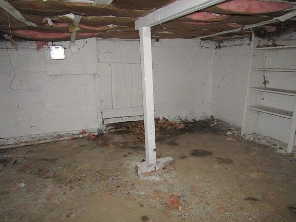 5th image of 229 Beachley St
