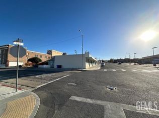 210 6th St, Taft, CA 93268