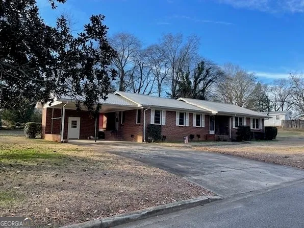 106 Wood St, Adairsville, GA 30103