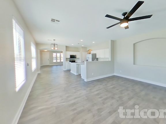3rd image of 45960 W Barbara Ln