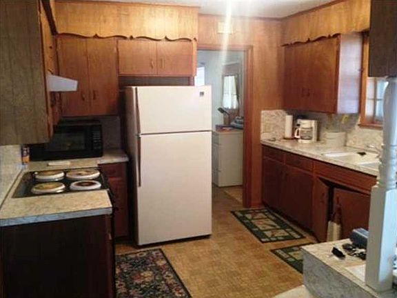 4th image of 1125 S Lake Sequoyah Dr