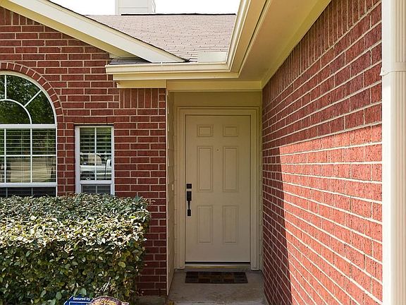 4th image of 6634 Grant Dr