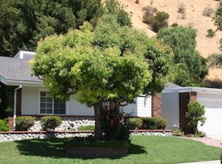 20251 Chapter Dr, Woodland Hills, CA 91364