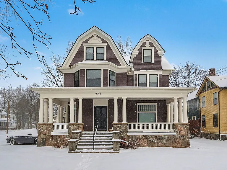 936 W Kalamazoo Ave — Photo 16