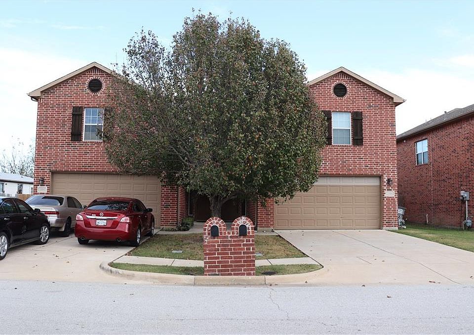 1st image of 200 Castleridge Drive A #B