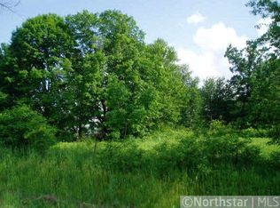 1912 Linner Woods Ct, Minnetonka, MN 55345