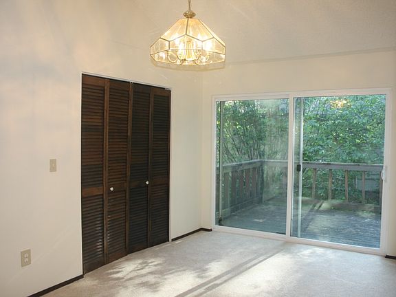 3rd image of 1500 Lake Park Dr SW APT 11