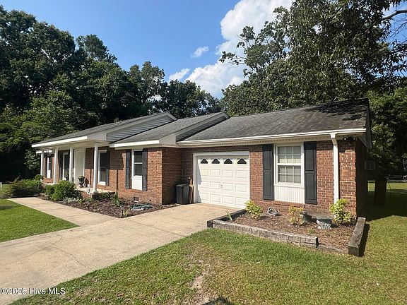 4th image of 197 Hillcrest Drive
