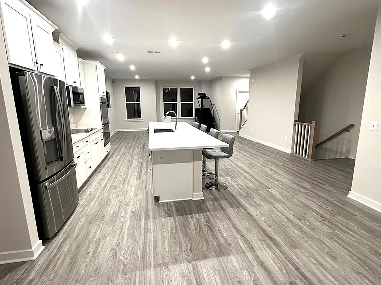 14130 Gypsum Loop — Photo 11