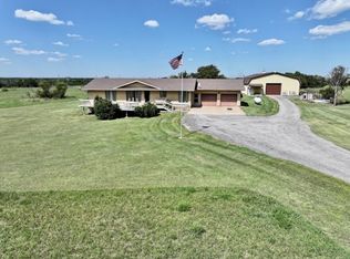 9884 NW 60th St, Potwin, KS 67123