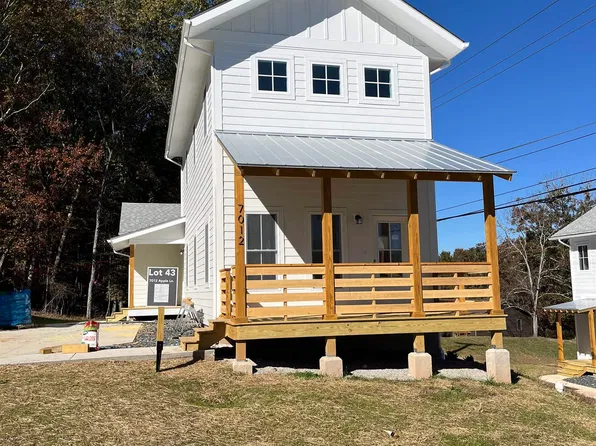 7012 Apple Ln, Blacksburg, VA 24060