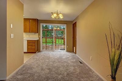 5th image of 22117 Villa Dr