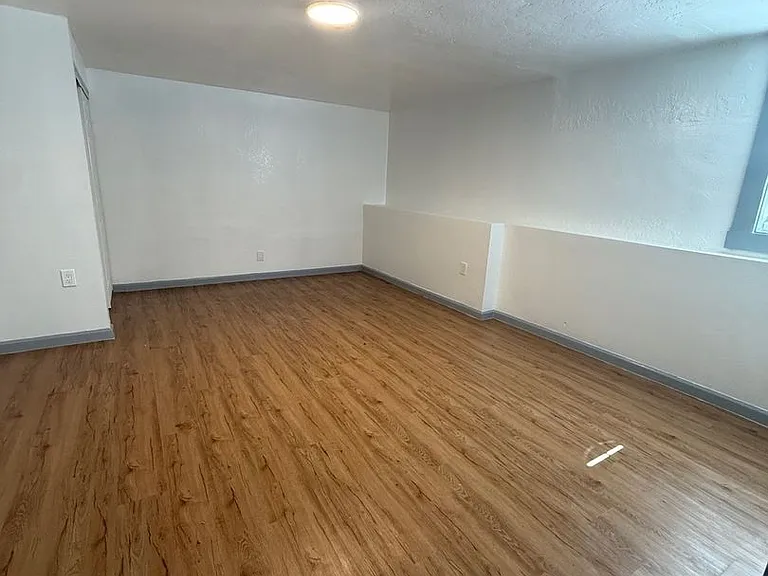 1435 Parker Street — Photo 10