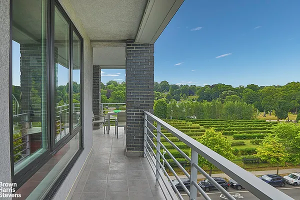 Sold by Brown Harris Stevens | media 7
