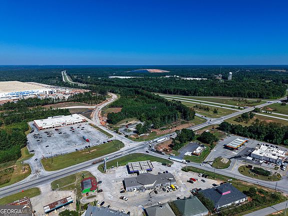 3rd image of 0 Main East St