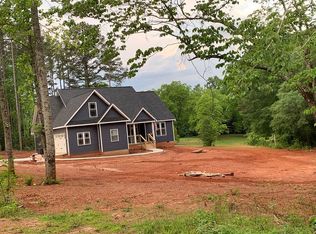 203 Boyd Moss Rd, West Union, SC 29696