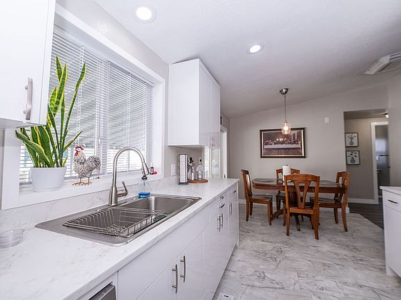 3rd image of 3884 S Parrott St #124