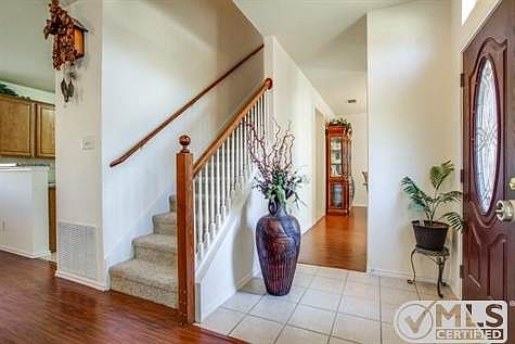 3rd image of 1427 Sleepy Hollow Dr