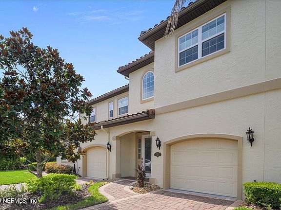 2nd image of 122 GRAND RAVINE Drive