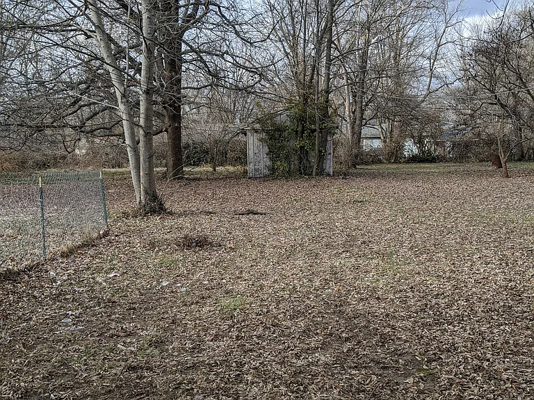 10614 Oakland Ave — Photo 9