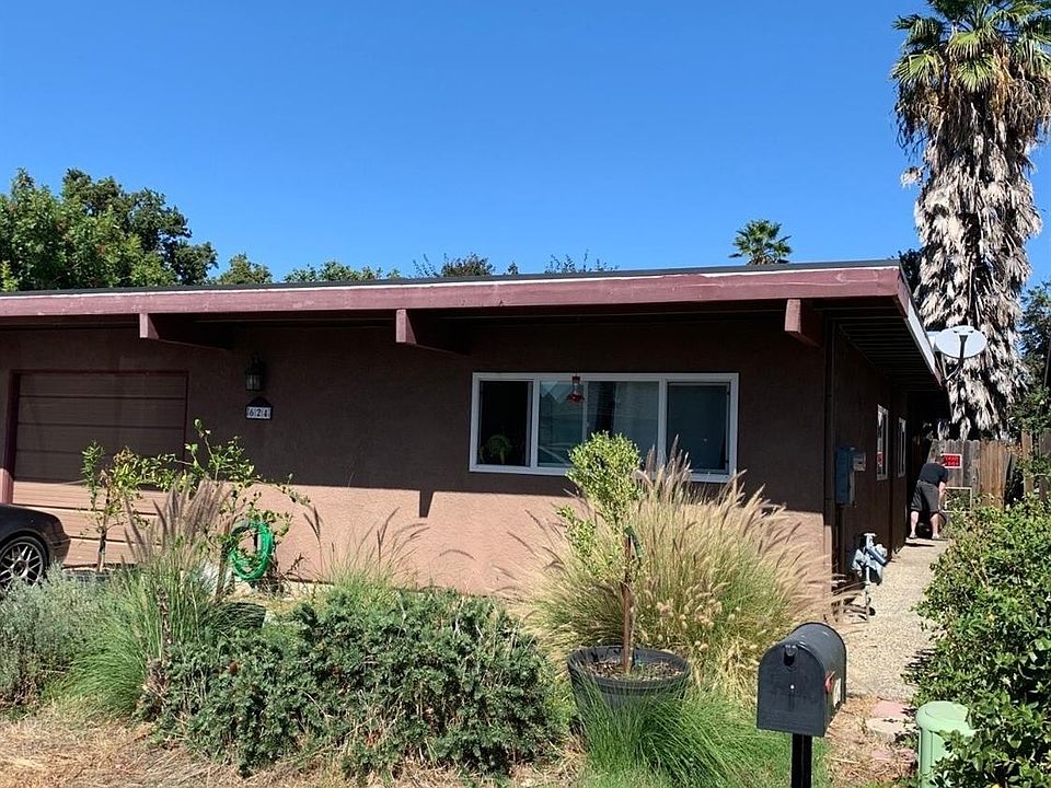 1st image of 624 Del Oro St