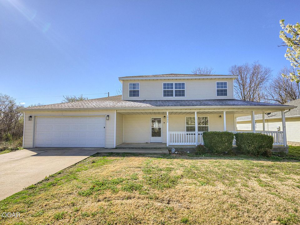 1st image of 1935 Meadows Dr
