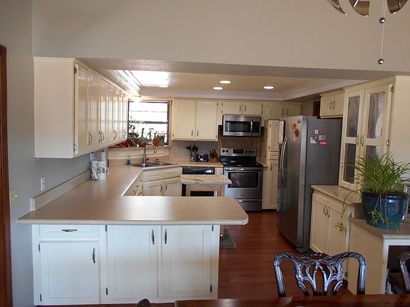 5th image of 6204 Hidden Hills Dr