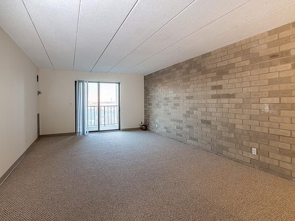 4th image of 165 Quincy Shore Dr #77