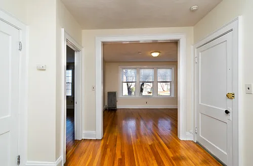 300 Washington Ave — Photo 5