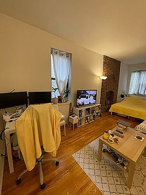 4th image of 303 E 89th St APT 2A