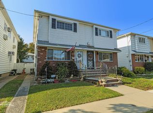 2220 E 59th Pl, Brooklyn, NY