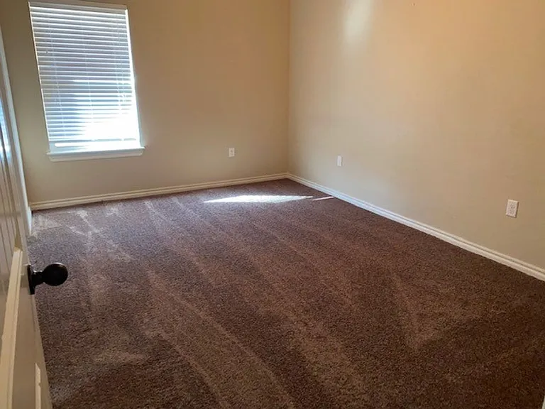 2422 SW A Ave — Photo 11