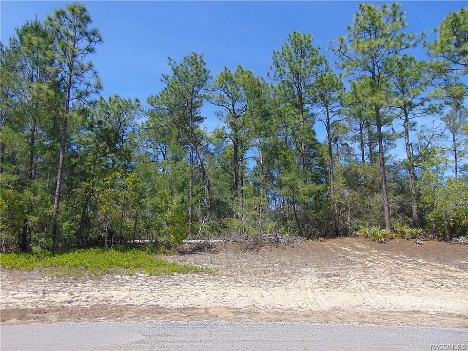 1st image of 7611 N Firwood Cir