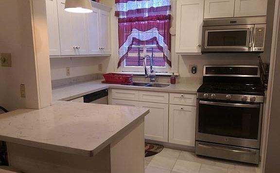5th image of 1734 Washington Ave #A
