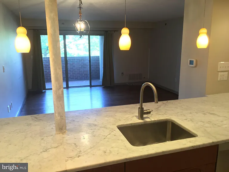 545 E Braddock Rd #101 — Photo 34