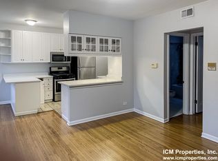 3710 N Sheffield Ave #4E, Chicago, IL 60613