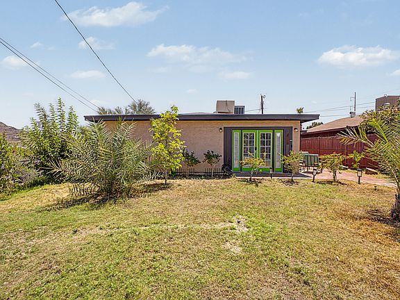 2nd image of 1221 E Mescal St