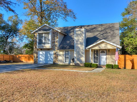 3rd image of 4022 Indian Hills Dr
