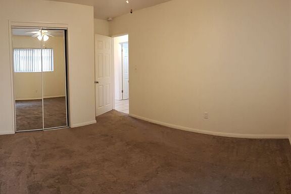 5th image of 4290 Schoolridge Ln APT D