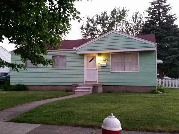 22169 Masch Ave, Warren, MI 48091