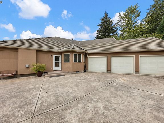2nd image of 3147 Tanner Park Dr