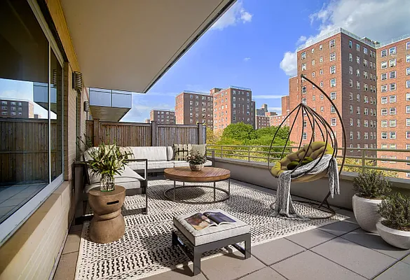 Rented by Living New York | media 8