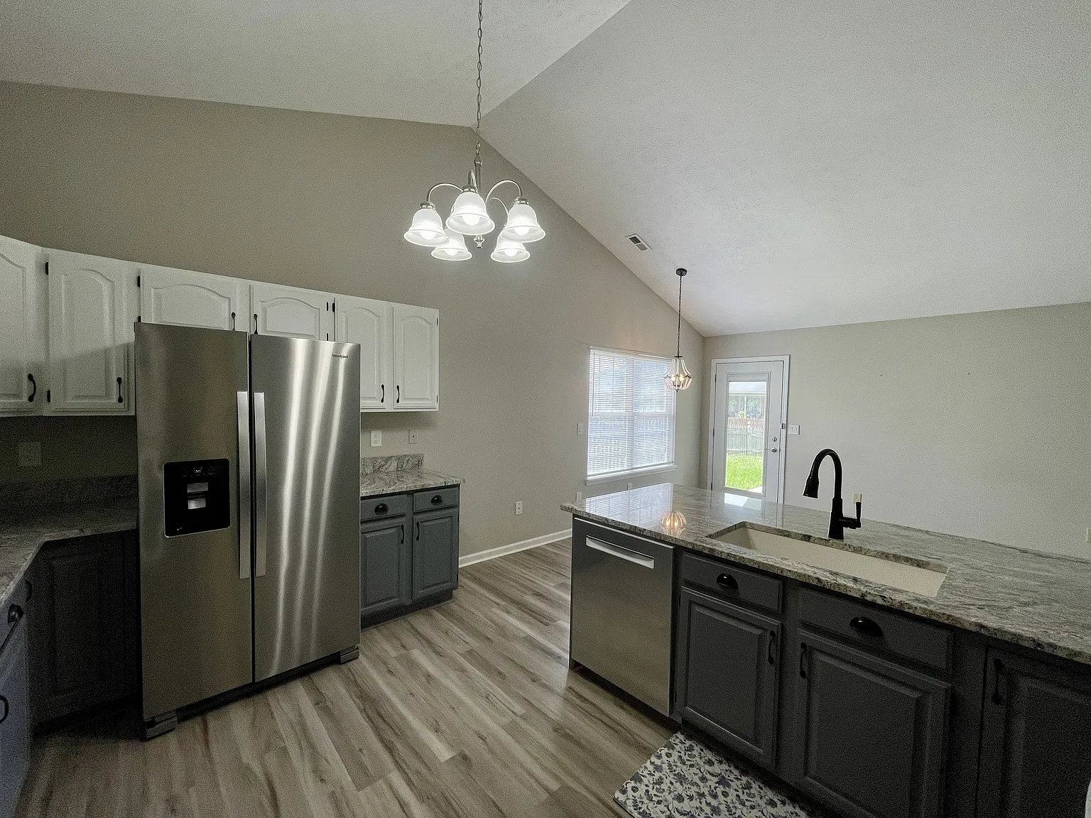 114 Warner Drive - 1 — Photo 4