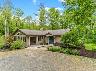 324 Sugarhouse Rd, New London, NH 03257