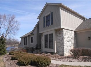 529 Newburne Pointe, Bloomfield Hills, MI 48304