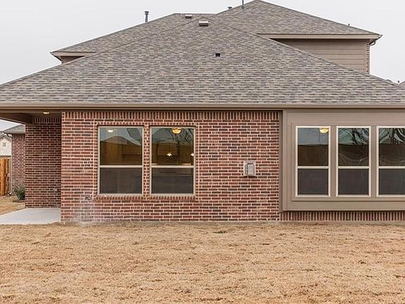 4th image of 2514 Thayne Dr