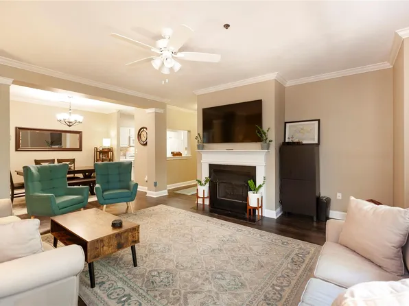 5601 Fairview Rd APT 19, Charlotte, NC 28209